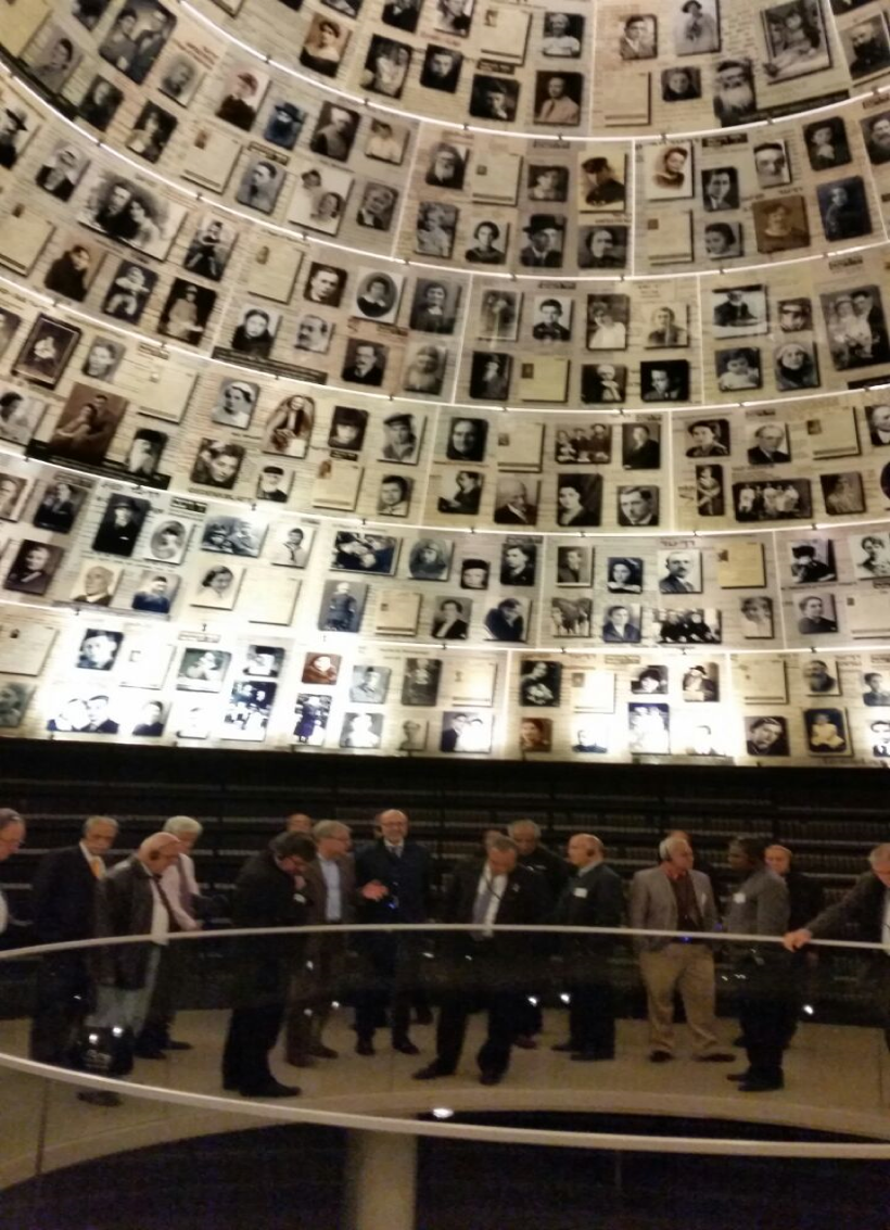 Los rectores también estuvieron en “Yad Vashem” (Fotografía cortesía del Ministerio de Relaciones Exteriores)