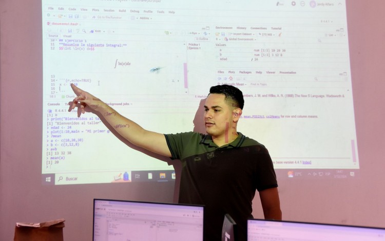 Jordy Alfaro Brenes de la Universidad Latinoamericana de Ciencia y Tecnología