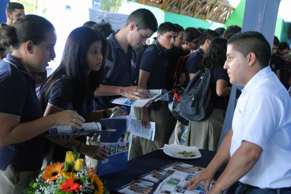feria-vocacional-san-carlos-tec1