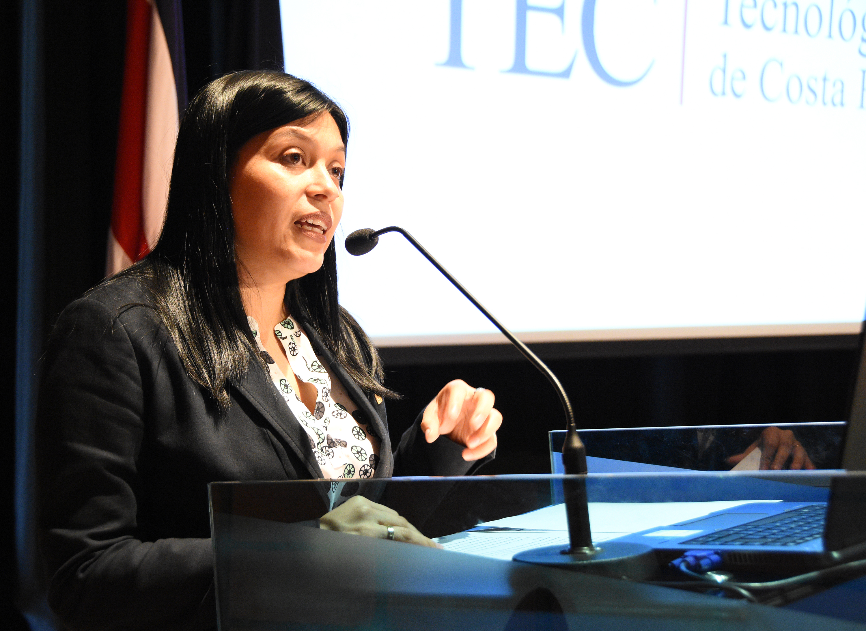 María Estrada en el el podio 