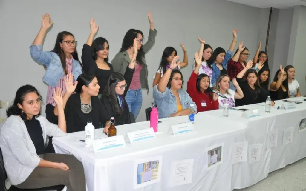Conferencia de prensa feminista