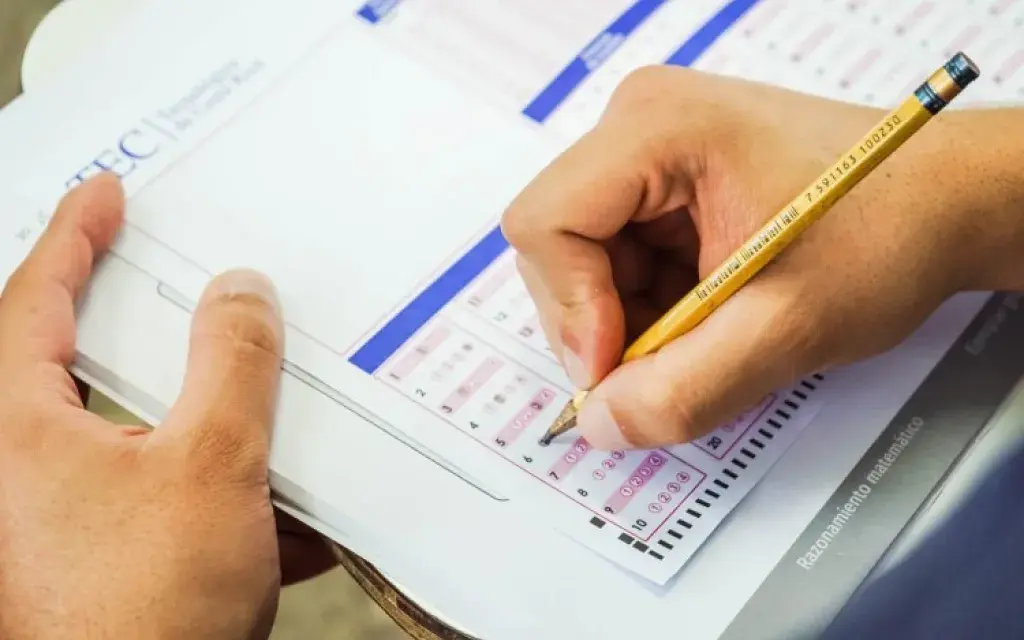Examen de admisión TEC