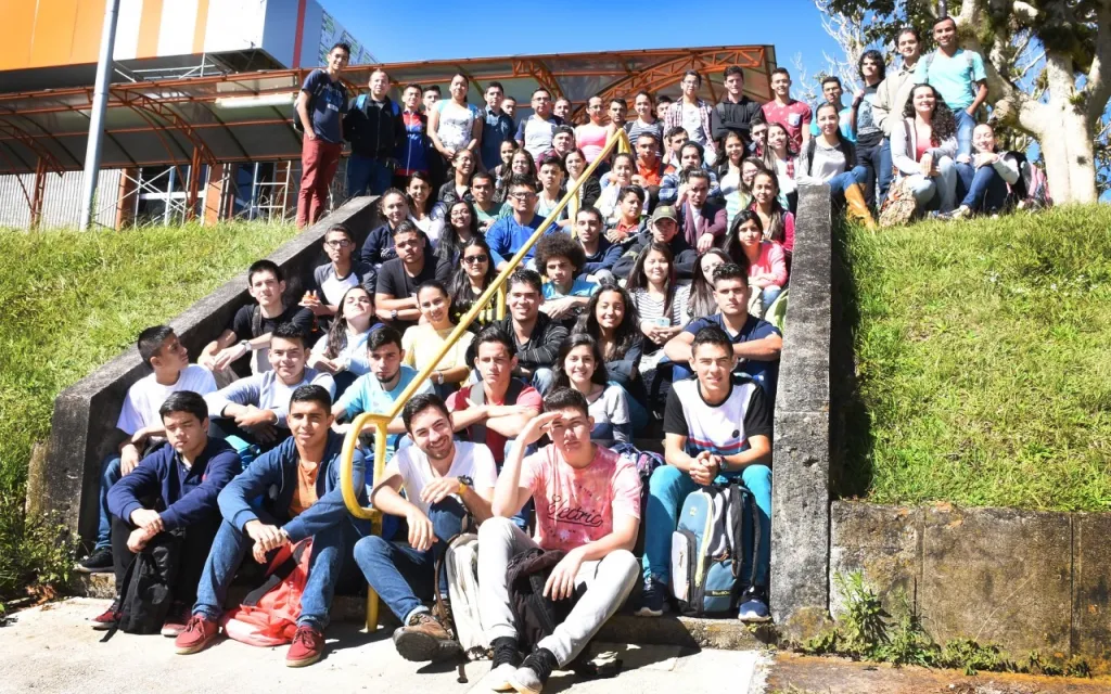 Estudiantes sentados