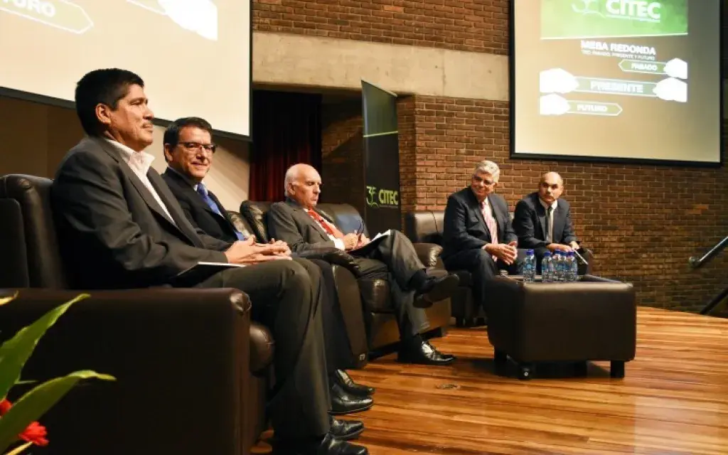 mesa_redonda_citec_35_aniversario_01