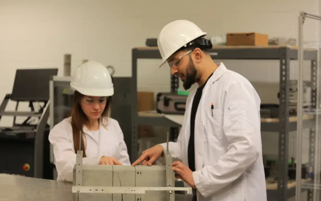 Nazareth Fonseca Obando finalizó su trabajo final de graduación de Ingeniería en Construcción en York University, Canadá, gracias a una pasantía becada por el gobierno canadiense. Fotografía cortesía de Nazareth Fonseca.