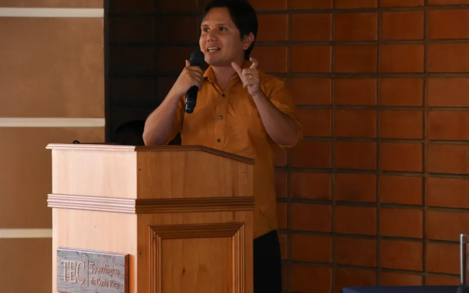Dr. Saúl Calderón, investigador y coordinador del grupo Parma. Fotografía: Pablo Quesada. OCM.