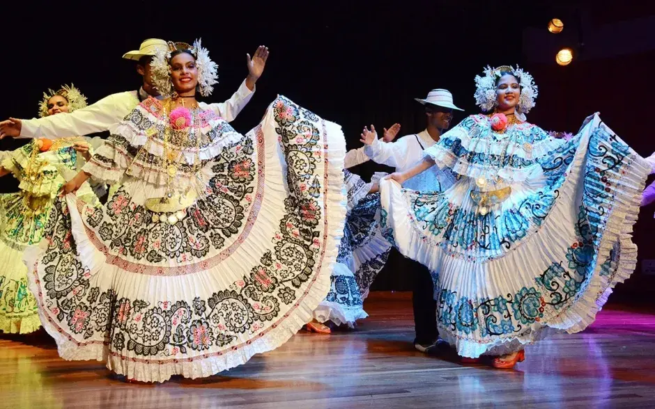 Presentación de Tierra y Cosecha