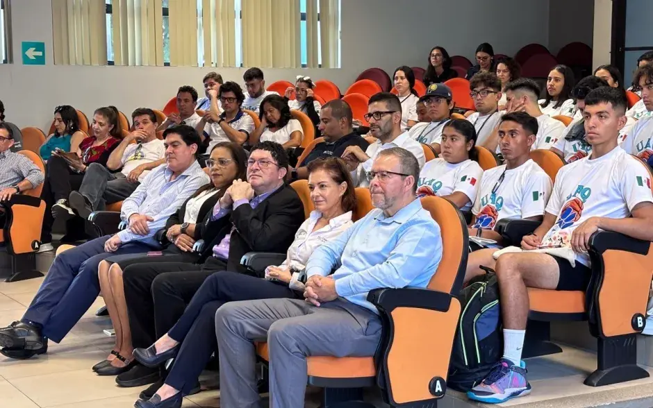 Fotografías de la conferencia