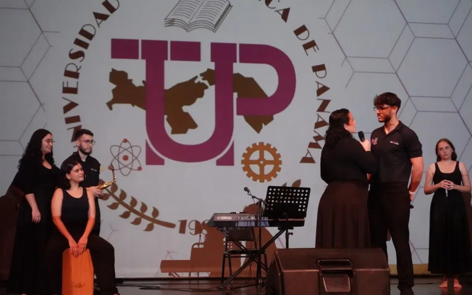 Presentación artística TEC