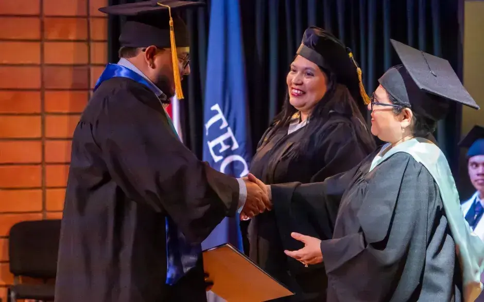 Graduación Cartago4