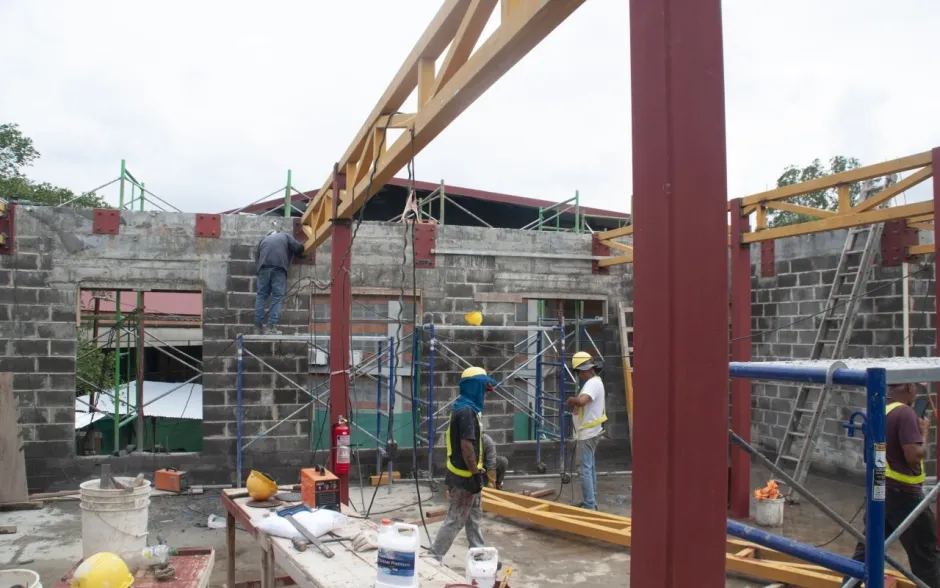 Fotografía de la construcción del edificio