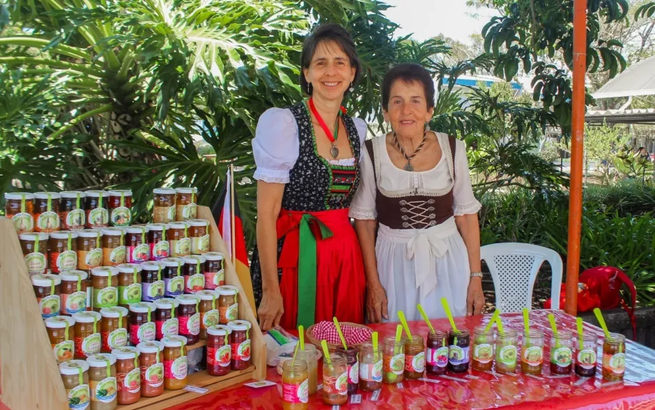 Fotografía de asistentes al evento