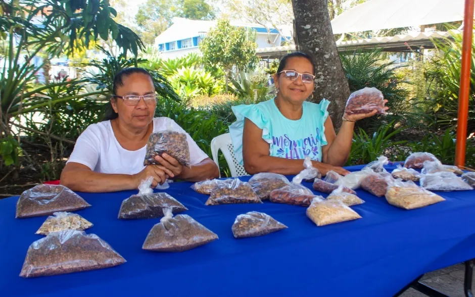 Fotografía de asistentes al evento