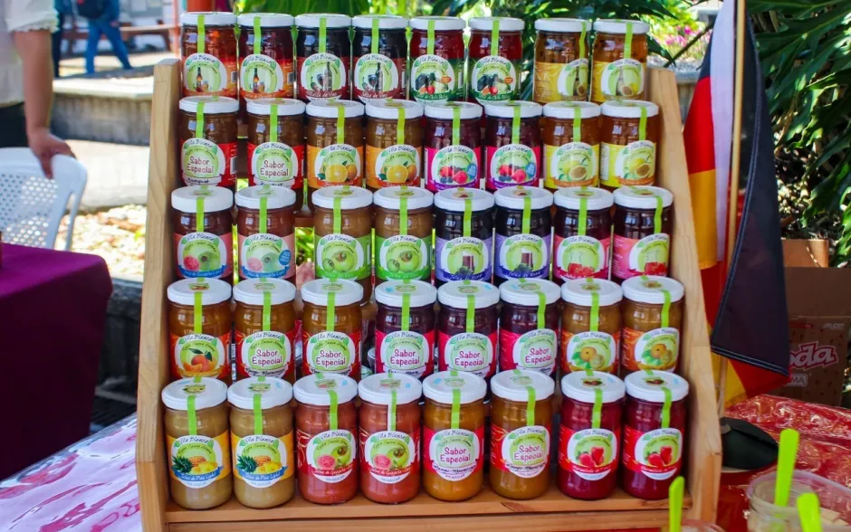 Fotografía de asistentes al evento