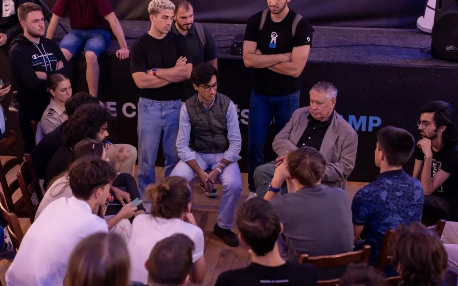 Fotografía de participantes del evento