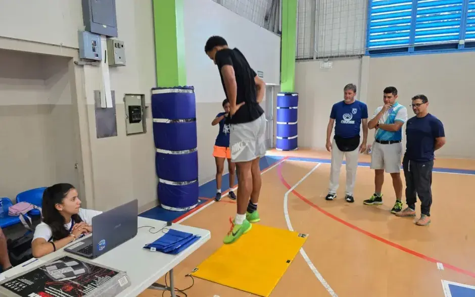 Fotografías del partido entre estudiantes de las universidades