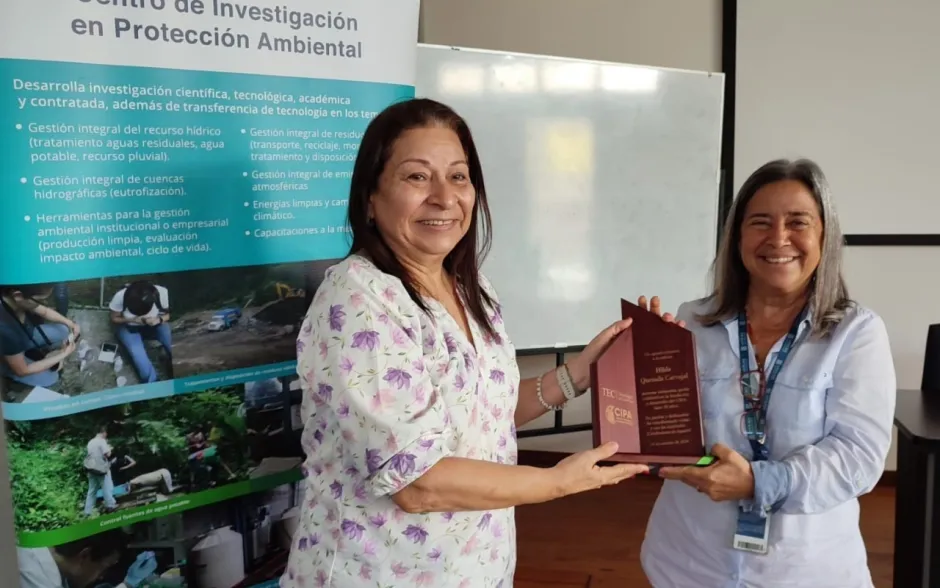 Fotografía de participantes del evento