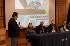 Fotografía de los participantes del evento