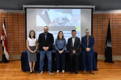 Fotografía de los participantes del evento