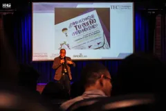 Charla Covao2