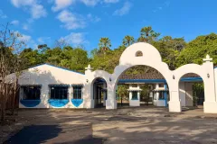 Entrada del Parque Simón Bolívar.