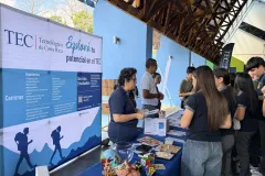 Jóvenes aclaran dudas sobre el entorno académico del TEC
