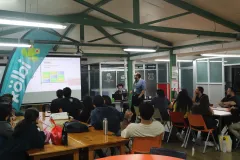 Charla de Kolbi