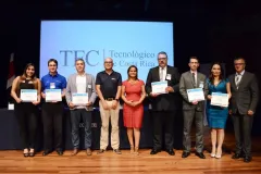 Durante la ceremonia de lanzamiento, se le entregaron las credenciales a los embajadores de neuromarketing del TEC cuya misión es orientar y servir de enlace entre las empresas, el Ciadeg y el Laboratorio de Neuromarketing