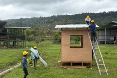 Cosmovisión indígena es protagonista en proyecto de construcción de viviendas de madera