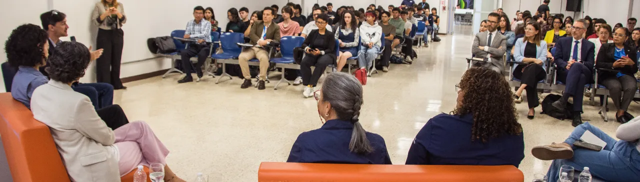 Asamblea Legislativa rinde homenaje al TEC por su legado y proyección internacional