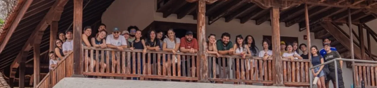 Fotografía de los participantes de la actividad