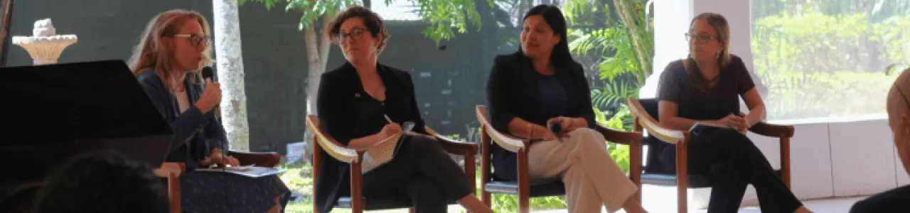 Expertas comparten estrategias para financiar los derechos de las mujeres