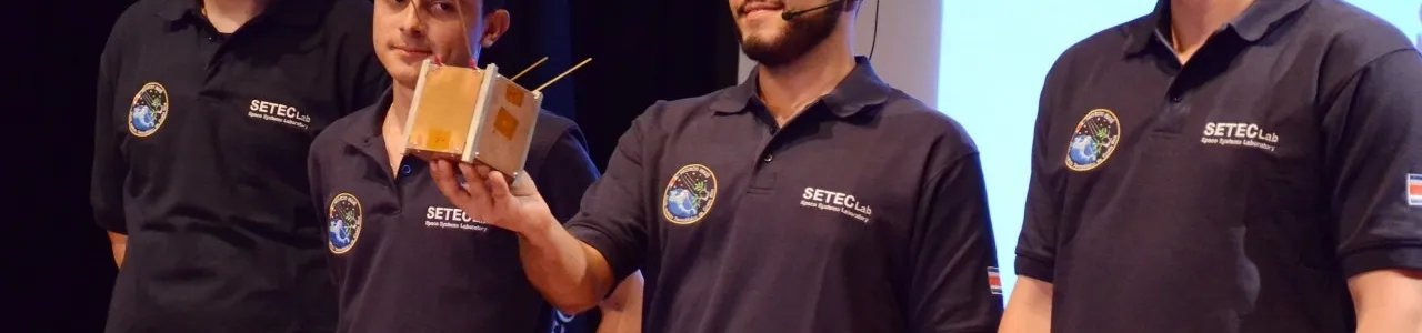Satelite