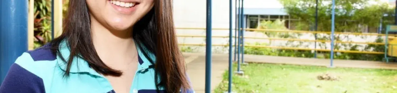 muchacha_excelencia_academica
