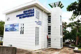 Escuela Administración Empresas TEC