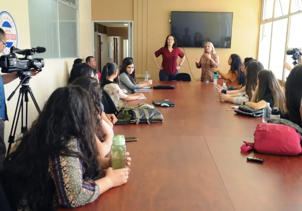 Charla