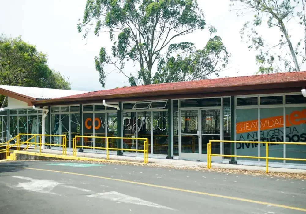 TEC emprende lab
