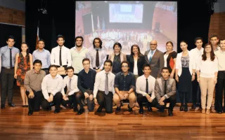Premios a cinco categorías