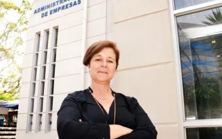 Helena Santos