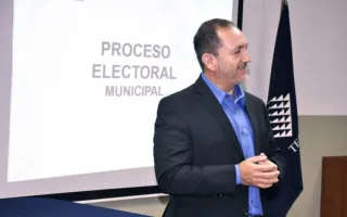 Lic. Héctor Fernández Masí